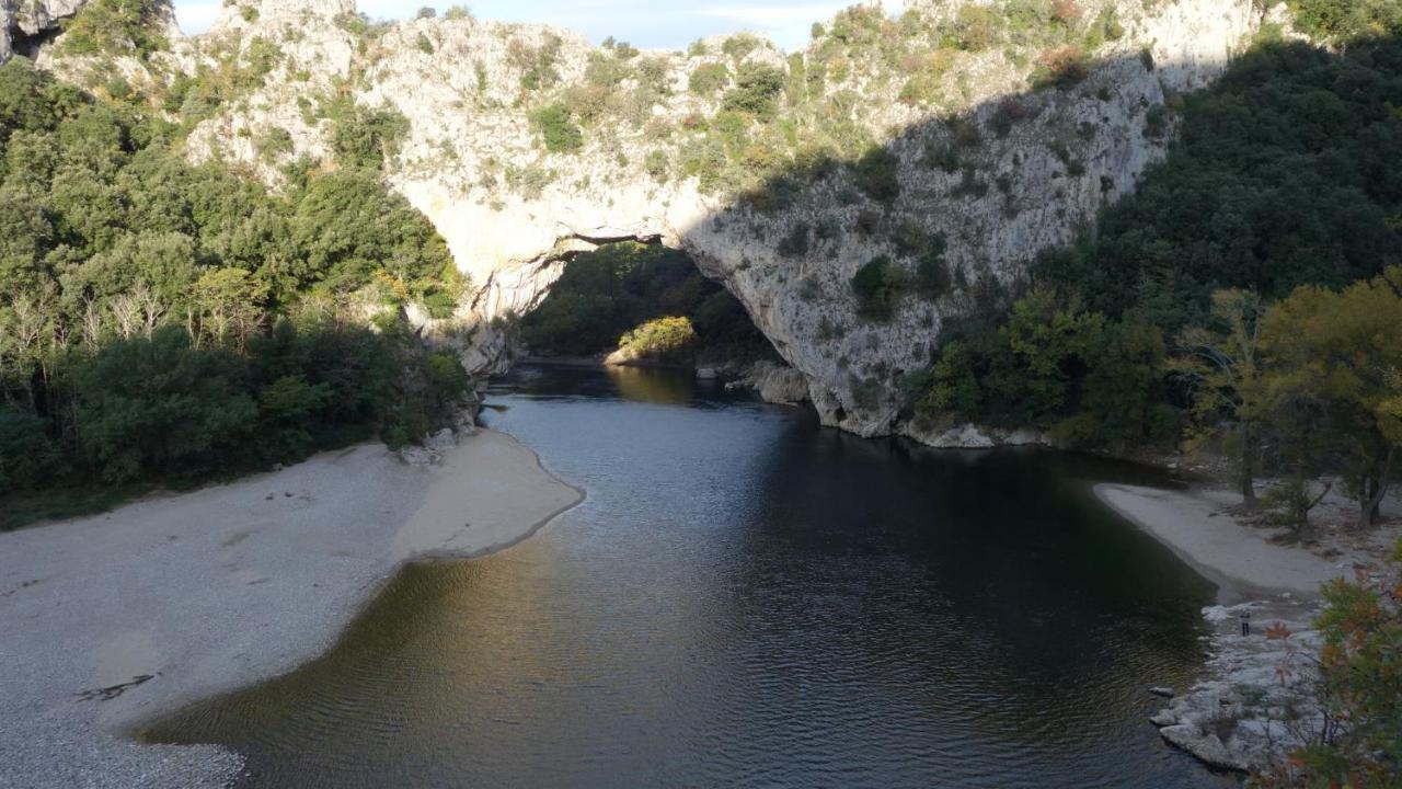Gites Du Combeau Saint-Maurice-dʼIbie Eksteriør bilde